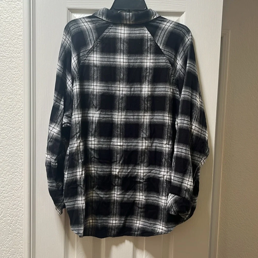 Wild Fable Plaid Button-Down Top - Picture 5 of 5